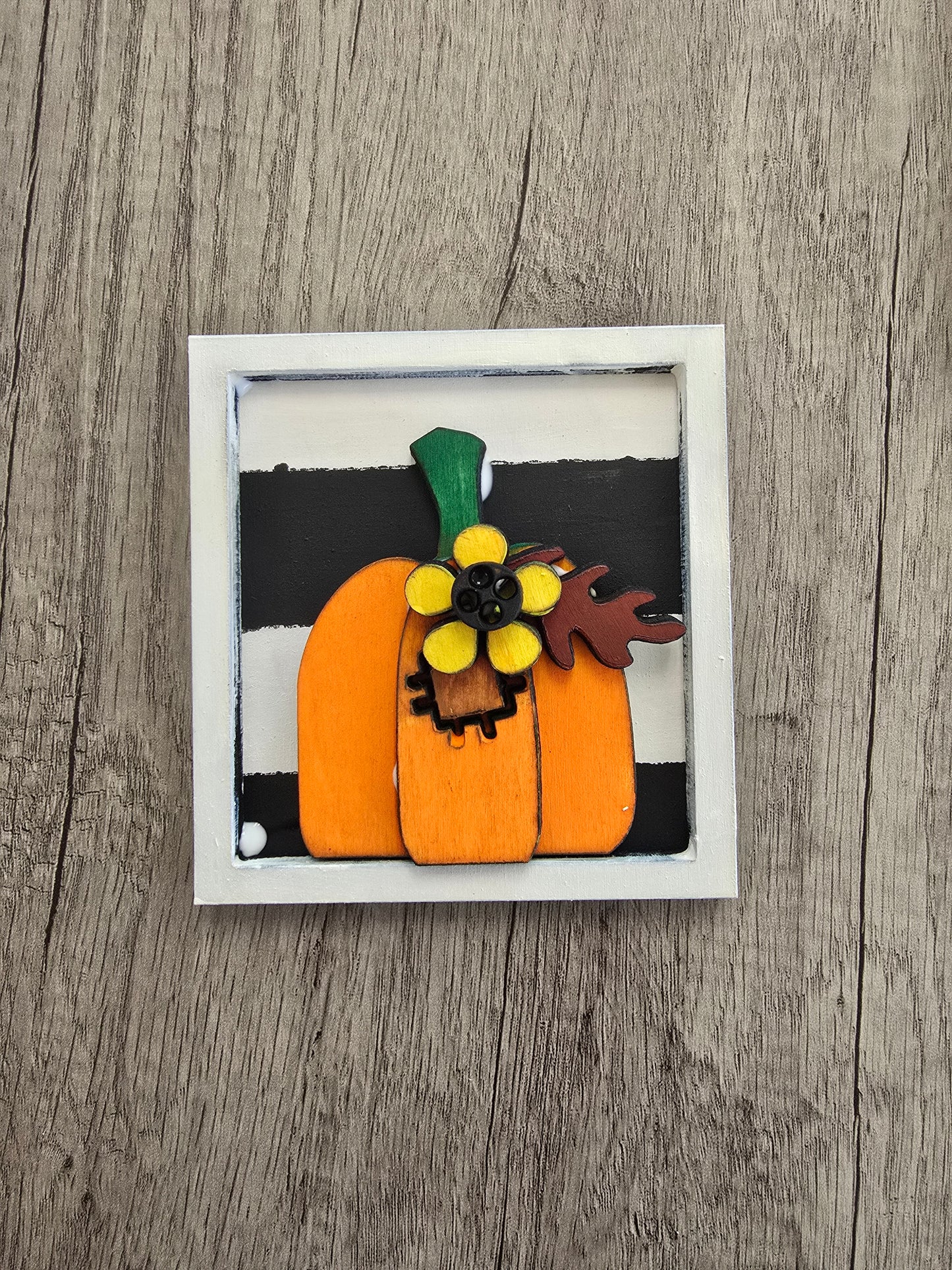 Mini Pumpkin Framed sign