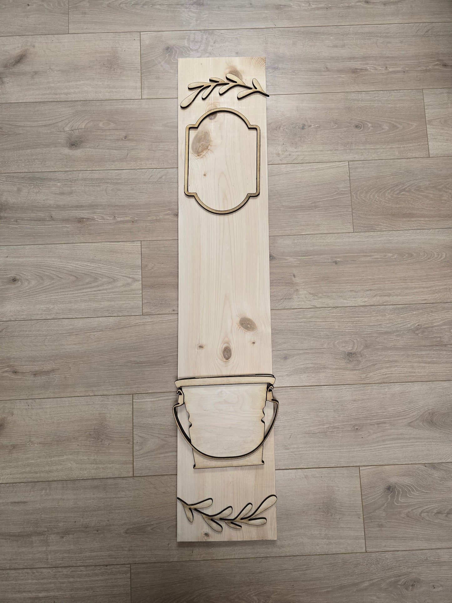 Interchangeable Porch Leaner (Base + 1 Insert)