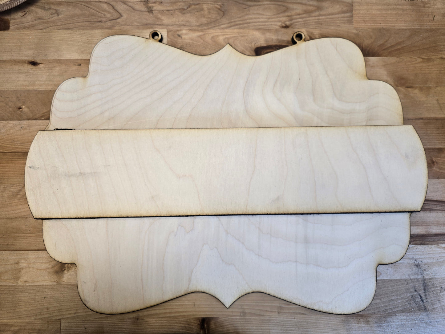 Scalloped Interchangeable Sign Door Hanger – Base